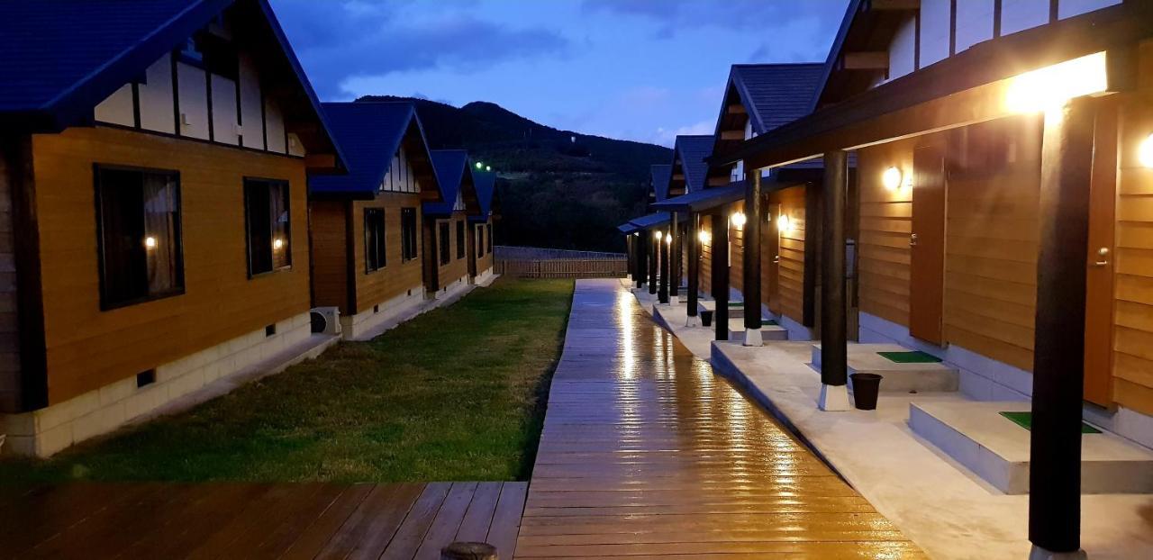 Tsushima Izuhara Pension Exterior photo